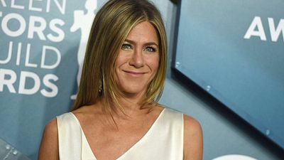 Imagem da notícia Jennifer Aniston doa 1 milhão de dólares para organizações de combate ao racismo