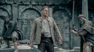 Imagem da notícia Rei Arthur - A Lenda da Espada e + 5 versões da história que você precisa conhecer