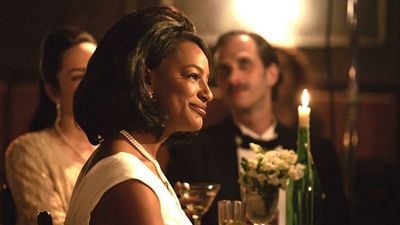 Imagem da notícia Coisa Mais Linda: A Adélia volta para a 3ª temporada de Coisa Mais Linda?