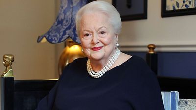 Imagem da notícia 104 anos de Olivia de Havilland: Relembre a carreira da atriz