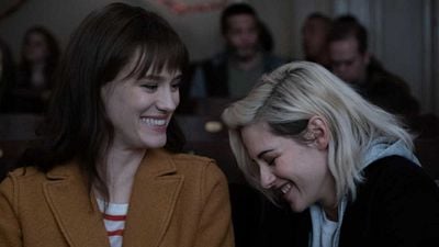Imagem da notícia Happiest Season: Harper é uma personagem tóxica no novo filme de Kristen Stewart?