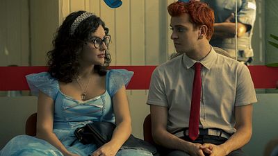 Imagem da notícia Ninguém Tá Olhando: Após vitória no Emmy, Daniel Rezende e Fabiano Gullane falam sobre o possível futuro para a série (Entrevista Exclusiva)