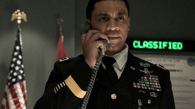 Imagem da notícia Liga da Justiça: Harry Lennix é confirmado como Caçador de Marte no Snyder Cut