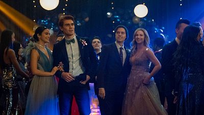 Imagem da notícia Riverdale: Todas as mudanças do salto no tempo que transforma a 5ª temporada