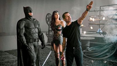 Imagem da notícia Snyder Cut: Você sabia que nova versão de Liga da Justiça tem aparição de Zack Snyder?