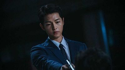 Imagem da notícia Vincenzo: Por que assistir ao drama coreano da Netflix estrelado por Song Joong-Ki?