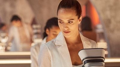 Imagem da notícia Admirável Mundo Novo no Globoplay: Conheça a nova série com Demi Moore e Joseph Morgan