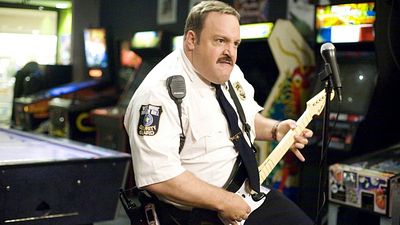 Imagem da notícia Sessão da Tarde de hoje (13/07): Segurança de Shopping 2 inspirou o podcast mais BIZARRO de todos os tempos; entenda