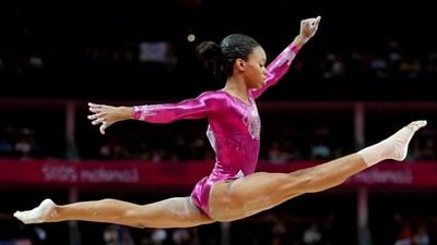 Imagem da notícia Vitórias de uma Vida na Sessão da Tarde (06/04): Imani Hakim não sabia nada sobre ginástica antes de interpretar Gabby Douglas