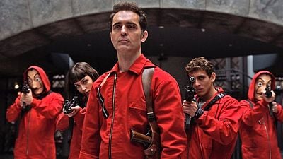 Imagem da notícia La Casa de Papel: Por que os personagens usam um macacão vermelho? Criador da série explica