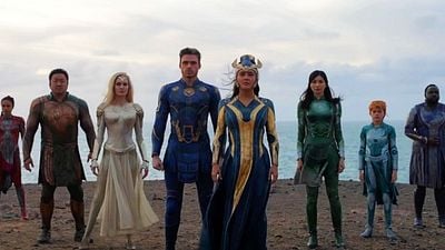 Imagem da notícia Eternos: Após sucesso de Shang-Chi, filme de Chloé Zhao será lançado apenas nos cinemas; entenda!