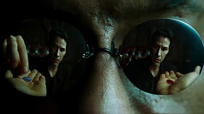 Imagem da notícia Matrix 4: Você sabia que esse e os outros filmes da franquia Matrix possuem ligação com Alice no País das Maravilhas?