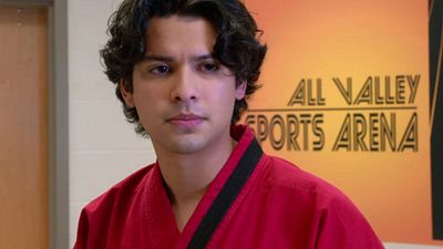 Imagem da notícia Cobra Kai: Xolo Maridueña (Miguel) estará na 5ª temporada? Ator vai interpretar herói da DC nos cinemas 