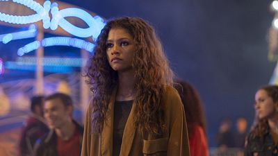 Imagem da notícia Euphoria: Com estreia da 2ª temporada, Zendaya faz alerta importante sobre possíveis gatilhos na série