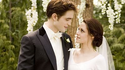 Imagem da notícia Crepúsculo: Fã brasileira encontra vídeos fofos do casamento de Bella e Edward que você nunca viu