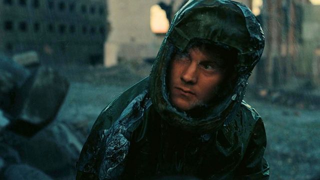 Imagem da notícia Uma maratona de 4 horas de ficção científica no streaming: O primeiro filme vai te deixar confuso por uma semana