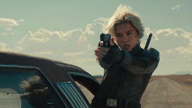Imagem da notícia "Eu me senti estranhamente zen": Florence Pugh executa acrobacia nível Tom Cruise para cena de ação de Thunderbolts*