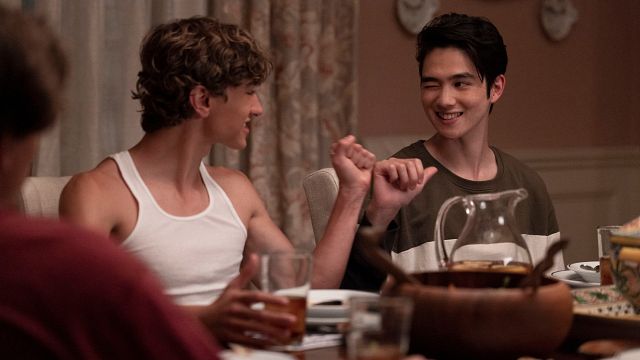 Imagem da notícia O Verão Que Mudou Minha Vida vai ter 3ª temporada? Último livro da trilogia original também é um sucesso