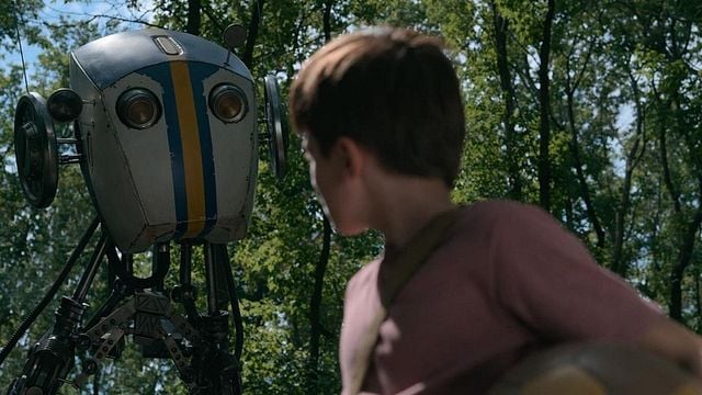 Imagem da notícia Fim de semana: Se você gostou de The Electric State, esta série com 87% de aprovação é perfeita para começar hoje