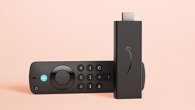 Imagem da notícia Transforme sua TV comum em uma central de streaming com esse dispositivo compacto da Amazon