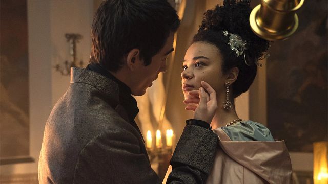 Imagem da notícia Por que você deveria ver Rainha Charlotte antes de terminar a 4ª temporada de Bridgerton?