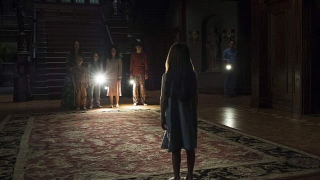 Imagem da notícia Nem Bebê Rena, nem Adolescência: Essa é a melhor minissérie da Netflix - com apenas 10 episódios
