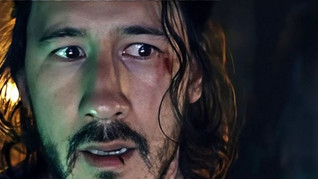 Imagem da notícia 300 mil litros de sangue: O filme mais sangrento de todos os tempos anuncia sua data de lançamento no streaming após sucesso surpreendente nos cinemas