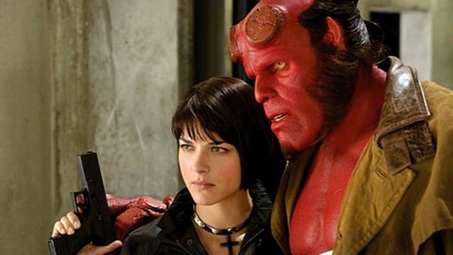 "Não podia contar a ninguém": Atriz escondeu sintomas de grave doença com medo de ser removida do elenco de Hellboy
