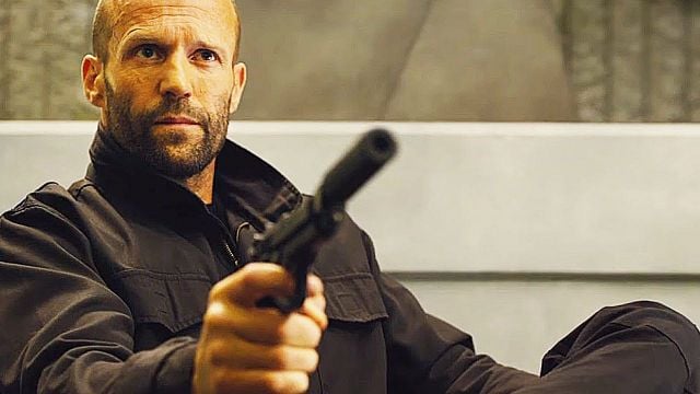 Imagem da notícia Mais de 10 anos depois, Jason Statham vai lançar filme engavetado: Após 5 projetos e 269 milhões de dólares, ator volta a trabalhar com conceituado diretor