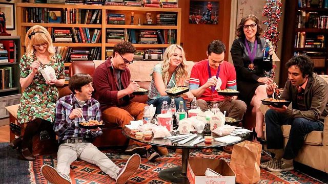 Imagem da notícia Um ator de The Big Bang Theory revelou que o elenco inseparável mal fala um com o outro: "Alguém morreu ou algo assim?"