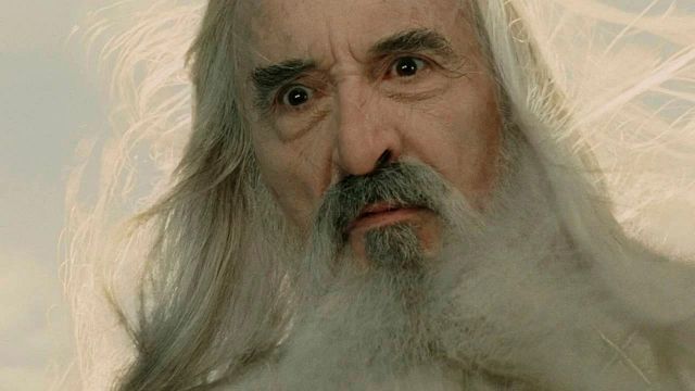 Imagem da notícia O Senhor dos Anéis: Por que Peter Jackson mudou o fim do romance de Tolkien para sua famosa trilogia?