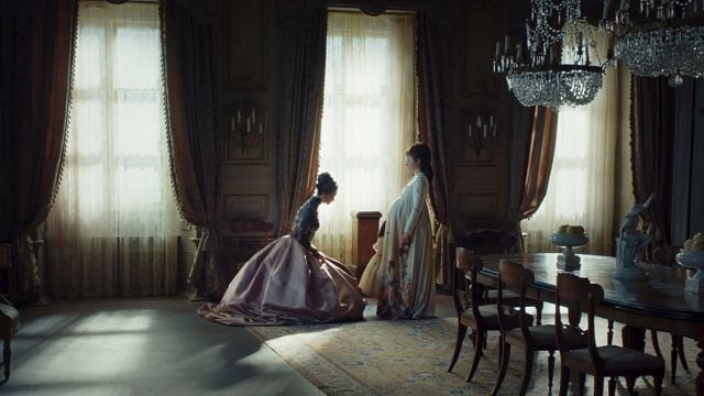 Imagem da notícia Netflix continua apostando em seu universo romântico histórico à la Bridgerton renovando esta série para uma última temporada