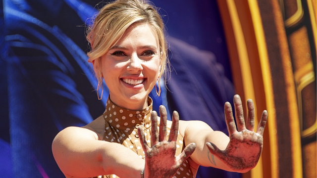 Imagem da notícia "Meu ego é muito frágil": Scarlett Johansson precisou de apenas três dias de Instagram para se desligar das redes sociais