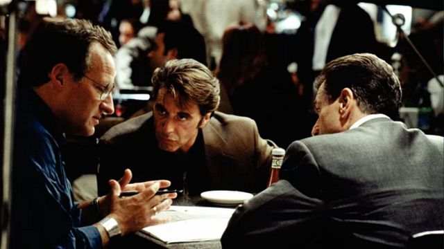 Imagem da notícia Acabou de chegar na Netflix o filme que uniu Al Pacino e Robert De Niro: Uma obra-prima de suspense policial