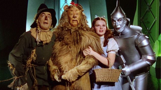 Imagem da notícia "Nunca, enquanto eu viver, esquecerei a dor daquelas queimaduras": 86 anos atrás, as filmagens de O Mágico de Oz poderiam ter terminado em tragédia