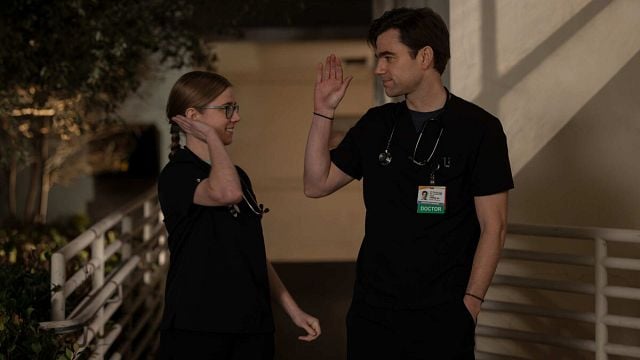 Imagem da notícia 15,4 milhões de espectadores por episódio: A obsessão por The Pitt é tanta que já está competindo com as maiores séries da HBO