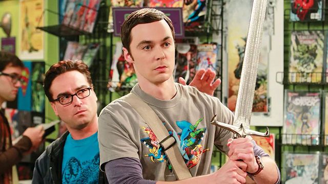 Imagem da notícia The Big Bang Theory trocou piadinhas com uma série da DC e boa parte dos fãs nem sabe disso