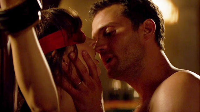 Imagem da notícia Tirem as crianças da sala! Assista na Netflix estes 15 filmes eróticos e ousados que não são recomendados para toda a família