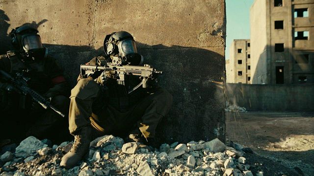 Imagem da notícia Para assistir hoje à noite: Uma obra-prima de ficção científica do criador de Oppenheimer - inovadora, espetacular e única