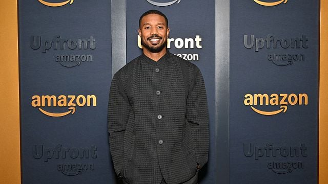 Imagem da notícia Depois de Off Campus e O Verão Que Mudou Minha Vida, Amazon Prime Video anuncia mais uma adaptação de grande fenômeno literário: uma franquia de fantasia e romance com Michael B. Jordan na produção