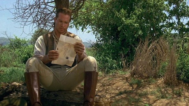 Imagem da notícia Há 29 anos, Val Kilmer estrelou este filme de aventura quase “tão ruim que chega a ser engraçado”: "Faz os filmes do Tarzan parecerem sutis"