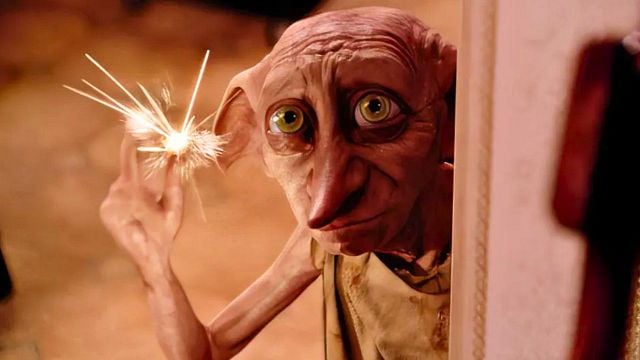 Imagem da notícia Fãs de Harry Potter forçam desvio de cabo milionário para salvar memorial de Dobby - mas rota quase atinge artefatos históricos