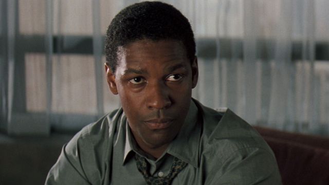Imagem da notícia Denzel Washington rejeitou cena de beijo com uma das maiores estrelas do cinema: "Já me falaram muita m*rda por causa disso"