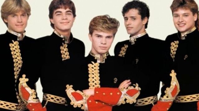 Imagem da notícia Paquitos da Xuxa: Veja como estão hoje os assistentes de palco que bombaram nos anos 90 e desapareceram da TV