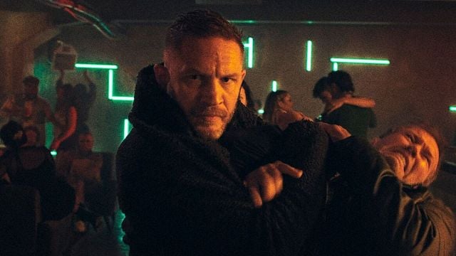 Imagem da notícia Tom Hardy abre caminho no submundo criminal no novo filme da Netflix: Fãs de ação esperam há anos por este trailer