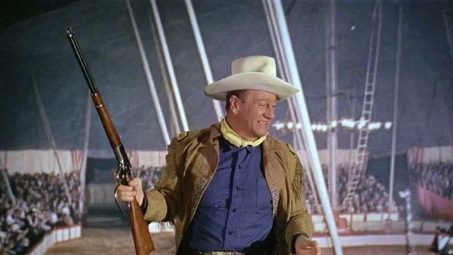Imagem da notícia "Bebia e insultava as pessoas": John Wayne odiou trabalhar com este ícone de Hollywood