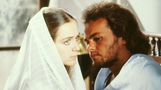 Imagem da notícia Depois de 44 anos, uma obra-prima da Globo está de volta: Novela de 184 capítulos com amor proibido só surgiu por causa do SBT