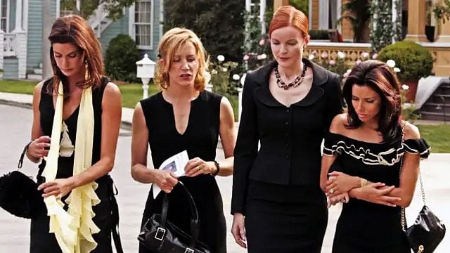 Imagem da notícia "Queriam me ver morta": Insultada desde os 6 anos, atriz mirim fala de assédio do público de série dos anos 2000