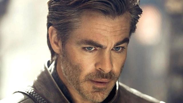 Imagem da notícia Star Trek 4 nunca vai acontecer, mas Chris Pine luta contra um dos monstros mais lendários de todos em novo filme da Netflix