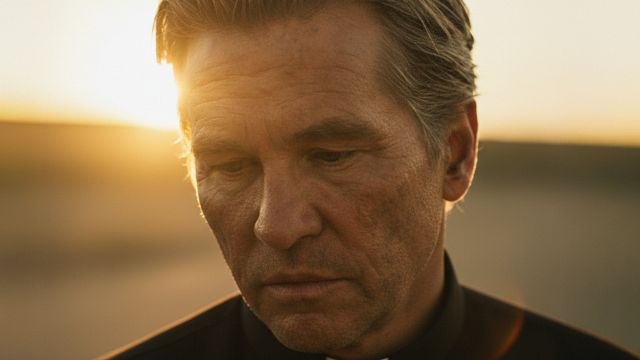 Imagem da notícia Após a morte, Val Kilmer “retorna” ao cinema com ajuda de IA em novo filme